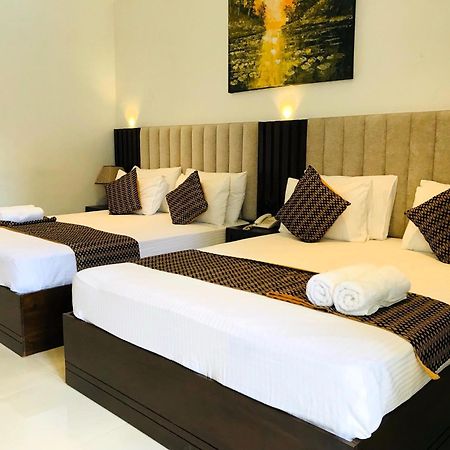 Hotel Bamiyan Канди Экстерьер фото